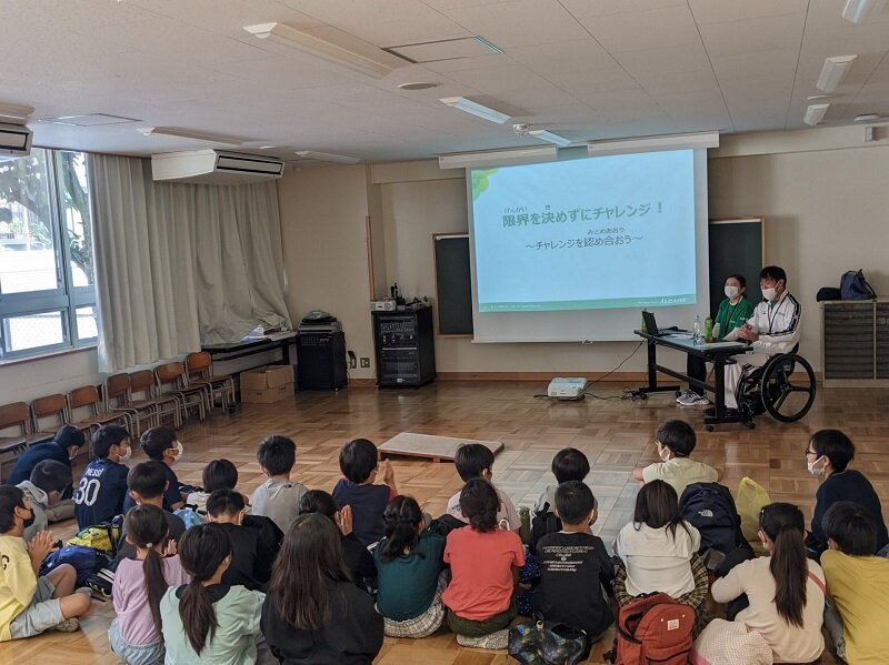 江東区の小学校の3年生へ向けた講演のようす.jpg