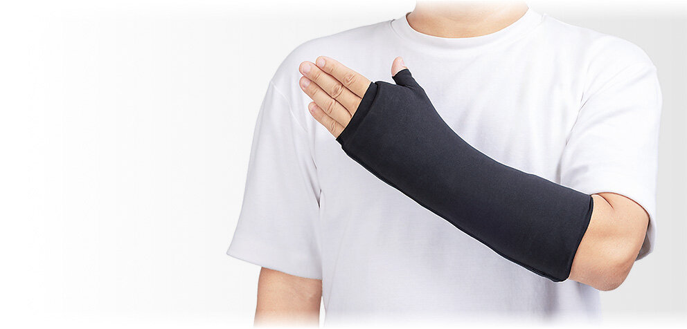 デオギプスカバー装着画像