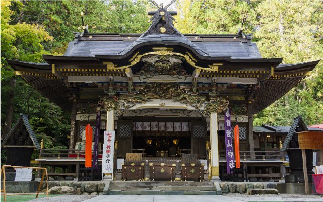寳登山神社